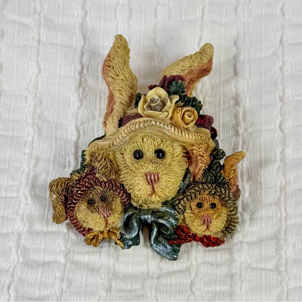 Vintage Boyds Bears Bearwear Bunny Brooch Pin
